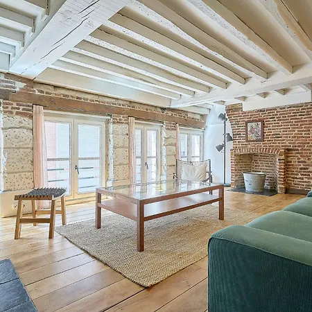 Πανσιόν Old Town - Lovely Typical House 3*
