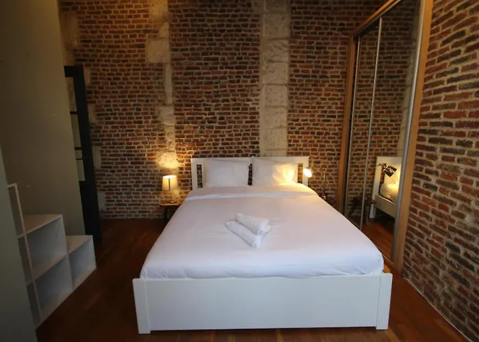 Old Town - Lovely Typical House ゲストハウス 3*