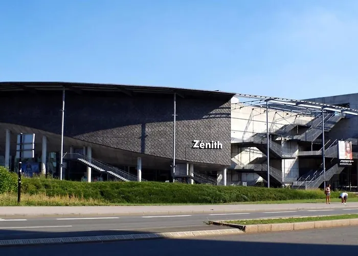 ゲストハウス Old Town - Lovely Typical House 3*